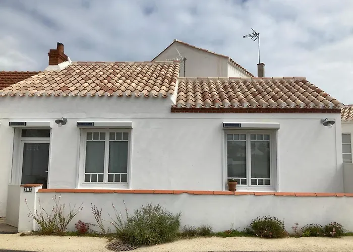 Maisonnette Centre Bourg De L\'Epine